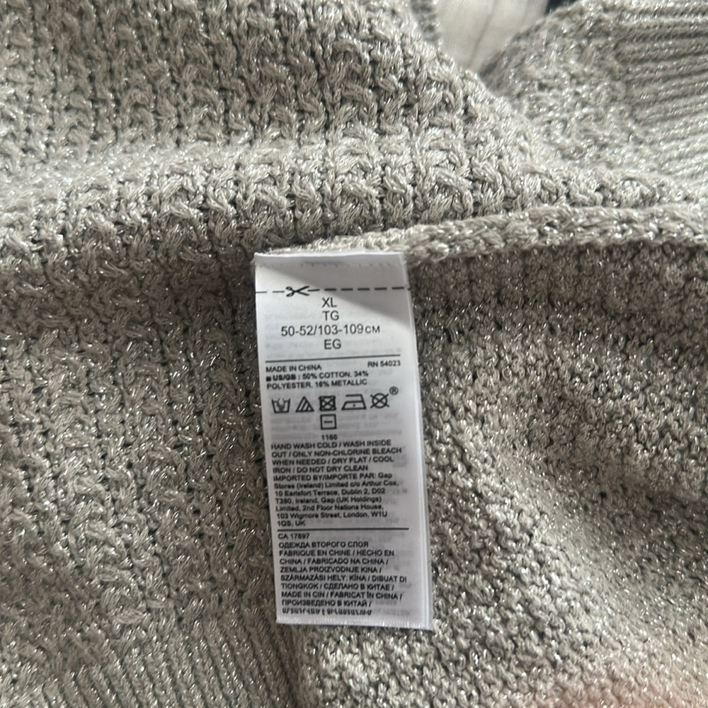 Banana Republic - Picture 5 of 5
